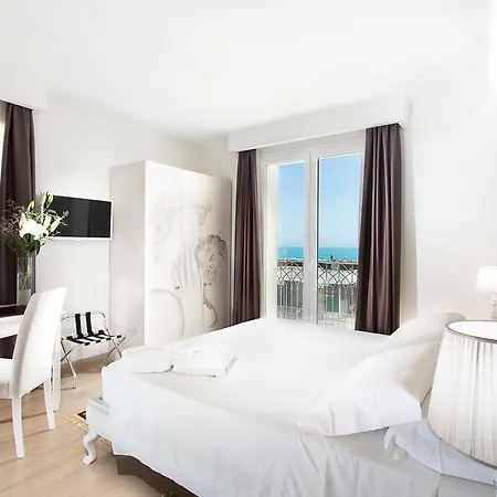 Princier Fine & Hotell
