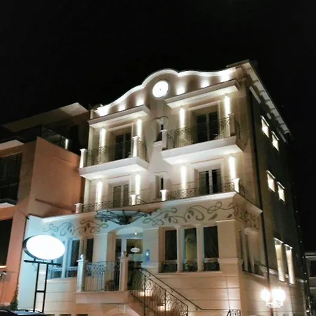 Princier Fine & Hotel