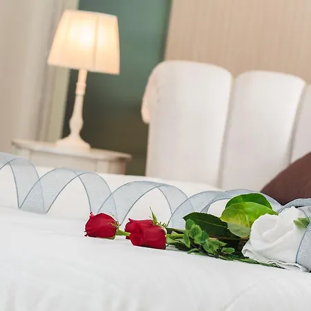 王侯精品度假酒店及水疗中心 4*